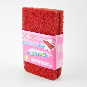 La pañoleta roja limpia eficazmente el interior de la olla. - Product Image 1