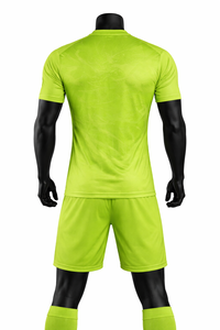 Conjunto de Uniforme de Fútbol Verde Neón Personalizado, Camiseta y Pantalones Cortos de Fútbol Sublimados para Hombre, Secado Rápido, Transpirable, 100% Poliéster - Product Image 2