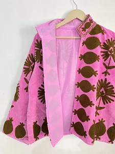 Veste en velours rose de style bohème avec broderie florale et abstraite marron artistique, vêtements d'extérieur pour femmes - Product Image 4