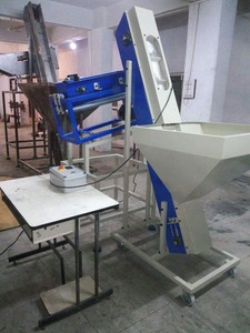High Quality Fully Automatic PET Bottle Blowing Machine Plastic Bottle Making Equipment Beverage Packaging Factory Production - Product Image 2