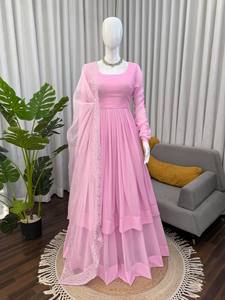 Conjunto de 3 Piezas de Seda Chinnon Pura para Mujer, Exclusivo y Elegante, Bordado Intenso, Secado Rápido, Diseñado para Mayor Comodidad - Product Image 5
