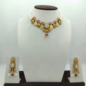 Conjunto de Collar de Perlas Plateadas Tradicionales con Diseño de Hojas Doradas y Piedras Rosas, Pendientes a Juego, Joyería Étnica Antigua - Product Image 1