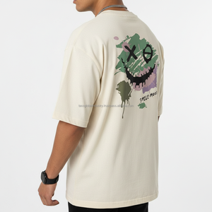 T-shirt graphique SMILE MOOD style grunge, broderie artistique, beige, coupe oversize, streetwear, 100% coton satiné, séchage rapide, respirant, personnalisable - Product Image 5