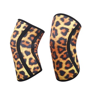 High Quality Weight Lifting Knee Sleeves designed for <b>repeated</b> leg workouts keeping knees supported each training day in gym - Product Image 1