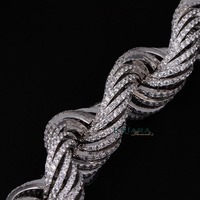 Collier en argent plaqué avec perles de culture d'eau de mer et moissanite, bijoux de luxe personnalisés pour femmes, idéal pour mariages et cadeaux – Vente en gros