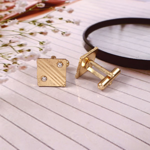 Gemelos Rafay con Cristales Cuadrados en Tono Dorado, Grabado Geométrico, Accesorios Formales para Camisa, para Novio, Boda, Aniversario, Fiesta - Product Image 1