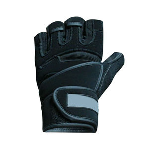 Wholesale 2024 Custom Made High Quality Quick Dry Breathable Fitness Leather <b>Gloves</b> for Weightlifting Wholesale OEM - Product Image 4
