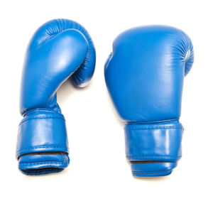 Guantes de Boxeo de Piel Personalizados al por Mayor, de Alta Calidad, Nuevo Estilo, para Entrenamiento de Boxeo, Negros y Dorados - Product Image 1