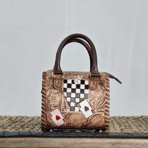 Bolso de Mano de Cuero de Lujo, Ligero, Gran Capacidad, Poliéster con Patrón Floral en Relieve, Asa Superior, Cierre de Cremallera, Duradero - Product Image 1