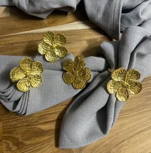 แหวนรองผ้าเช็ดปากทองเหลืองแบบคลาสสิก สำหรับตกแต่งโต๊ะอาหารในร้านอาหาร ชุบเคลือบอย่างดี ราคาขายส่ง - Product Image 1