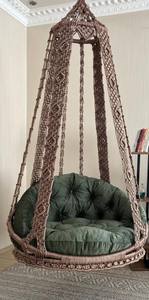 Silla Colgante de Macramé Hecha a Mano: Decoración Boho para Colgar - Product Image 4