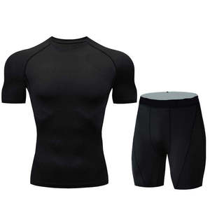 Nouvel arrivage d'usine : Ensemble de vêtements de sport pour hommes, t-shirt et short de sport, tenue de sport ajustée, vêtements de sport à séchage rapide, ensemble de fitness - Product Image 2