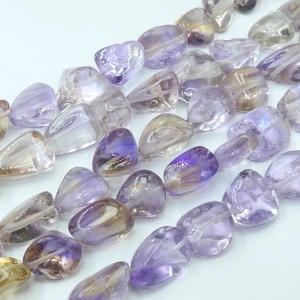 Ametrine Tumble Nugget, multi-tons, facettée, polie, 8 pouces, environ 15-20 mm de long, pierre naturelle, certifiée par un tiers - Product Image 4