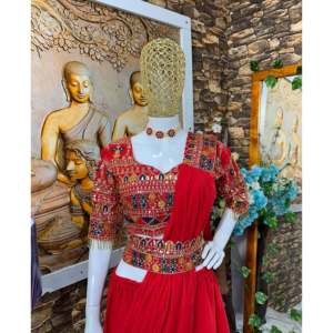 Conjunto de blusa y Dupatta Sharara para mujer de diseñador con bordado elegante - Product Image 2