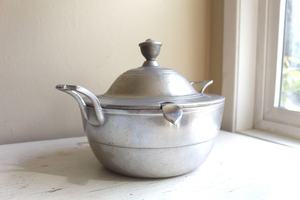 Wilton Armetale Tureen with Lid and Ladle: Vintage Cast Aluminum Casserole <b>Server</b> - Product Image 1