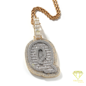 Collier chaîne tennis de luxe scintillant avec diamants de laboratoire de créateur, entièrement pavé et grand pendentif géométrique doré - Product Image 3
