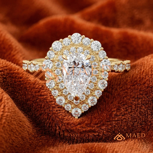 Bague de fiançailles en or jaune 14K 18K de haute qualité avec double halo de diamants en forme de poire et diamant en forme de goutte de larme cultivé en laboratoire - Product Image 1