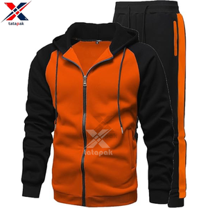 100% Cotton Streetwear Solid <b>Plain</b> Dyed Unisex <b>Tracksuits</b> with 300 Grams Fabric Weight for Autumn - Product Image 6
