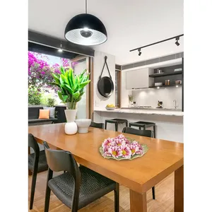 Plateau décoratif élégant en argent à motif paysager, avec fonction tactile, ZAHID EXPORTS, décoration de mariage, décoration de Noël, cadeaux festifs, utilisation en vente au détail - Sûr - Product Image 4