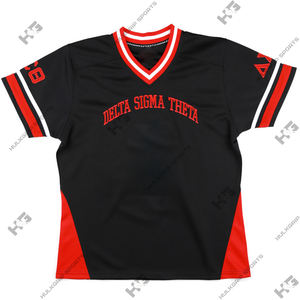 T-shirt de football personnalisé Delta Sigma DST, noir et rouge, style streetwear, année de fondation, en polyester respirant - Product Image 1