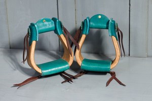 Étriers en bois avec garniture en cuir et sangles réglables, étriers de cheval avec garniture en cuir, étriers d'équitation avec garniture en cuir - Product Image 6