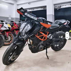มอเตอร์ไซค์ 2022 390 Duke 390 ซีซี รุ่น Naked ทรงพลังและเชื่อถือได้ ความเร็วสูงสุด >80 กม./ชม. - Product Image 5