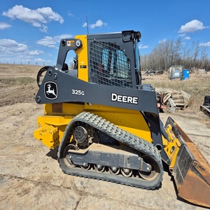 Chargeuse compacte sur chenilles forestière John Deere haute performance, certifiée EPA et CE, design compact - Product Image 5