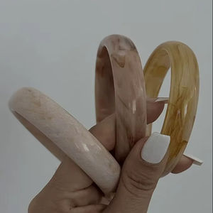 Brazalete de resina al mejor precio para mujer, con patrón de mármol, acrílico grueso, redondo, para verano, playa, fiestas y uso diario. - Product Image 1