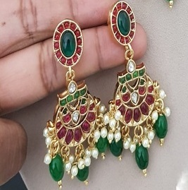 Magnifique ensemble collier ras-du-cou et boucles d'oreilles en laiton plaqué or de qualité supérieure avec perles de moissanite, style antique, collection pour mariage - Product Image 2