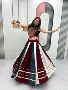 Conjunto de Lehenga Choli de Rayón y Algodón, Listo para Usar, con Hermoso Trabajo Gamthi y Espejos Reales, Totalmente Cosido, Ideal para Navratri - Product Image 1