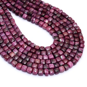 Perles cubiques facettées en rubis naturel AAA de 4 mm à 5 mm, pierres précieuses fantaisie, perles en vrac 3D en forme de boîte pour la fabrication de bijoux - Product Image 2