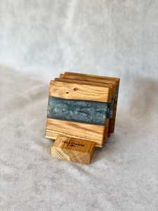 Juego de Posavasos de Resina y Madera de Acacia, Posavasos Elegantes Hechos a Mano para Decoración Moderna del Hogar - Product Image 3