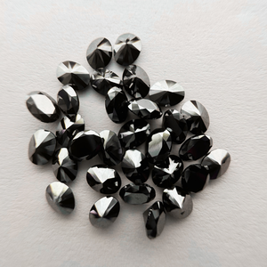 Diamant naturel noir ovale facetté de 0,50 carat pour la fabrication de bijoux - Product Image 2