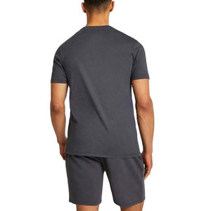 Ensemble personnalisé deux pièces : T-shirt à manches courtes col rond et short, coupe classique, décontracté, 100 % coton jersey respirant, couleur unie - Product Image 3