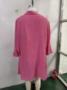 Ensemble décontracté en tricot rose pour femmes, 2 pièces, haut sans manches à col en V, short au-dessus du genou, coupe ample, printemps-été, couleur unie, 100% coton - Product Image 4