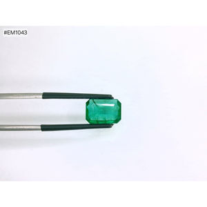 Émeraude verte naturelle d'origine zambienne, qualité 3A, taille octogonale facettée, 3,52 ct, pierre précieuse de haute qualité pour bijoux sur mesure - Product Image 1