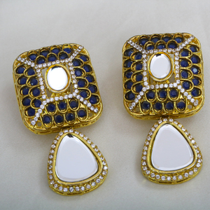Pendientes de Aro Chapados en Oro para Mujer, Moda de Lujo, Clásicos, de Compromiso, con Piedras Naturales Azules Talladas a Mano, para Bodas y Fiestas, Regalo de Alta Calidad - Product Image 1