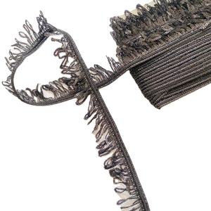 Décoration d'intérieur en gros, franges de rideau en tissu métallique 100% polyester, pompons pour vêtements, offres - Product Image 1