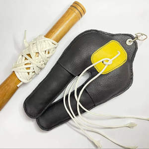 DISCOVER IMPEX - Señuelo de Entrenamiento Profesional para Halcón y Solapa, de Cuero, con Cuerda, Mango de Madera, Patrón de Camuflaje, Kit de Entrenamiento - Product Image 1