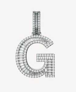 Colgante de Lujo con Letra G de Moissanita, Corte Baguette, Engaste en Canal, Plata 925 con Baño de Rodio, Unisex, para Uso Diario - Product Image 3