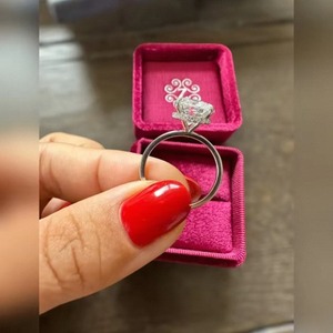 Bague de luxe en diamant de laboratoire taille ronde en argent sterling 925 pour femme, idéale pour les fiançailles, les mariages et les cadeaux d'anniversaire - Product Image 5