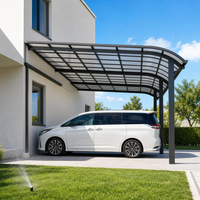 Abri de stationnement pour 2 voitures Angye, moderne et luxueux, personnalisé pour villa, avec cadre en alliage d'aluminium thermolaqué et auvent durable