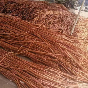 Déchets de fil de cuivre à pureté de 99,95-99,99 % utilisés pour le traitement des câbles et les services de découpe sur mesure. - Product Image 1