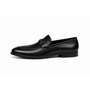 Mocassins Classiques de Luxe pour Hommes en Cuir de Vachette Véritable, à Enfiler, avec Détail Métallique, Respirants, Légers, Semelle Intermédiaire en Caoutchouc Durable - Product Image 2