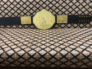 เข็มขัดแชมป์ MMA รุ่นไลท์เวท Big Gold - สีและโลโก้ปรับแต่งได้ เอวสูง 1 ชิ้น - Product Image 4