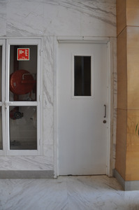 Puerta Cortafuego de Acero de Fabricación India para Edificios de Oficinas y Centros Comerciales, Disponible para Suministro al por Mayor - Product Image 5