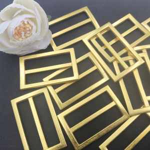 Hebillas Deslizantes de Metal Chapadas en Oro de Alta Calidad de 37.5 mm para Bolsas de Viaje y Equipo Deportivo - Product Image 1