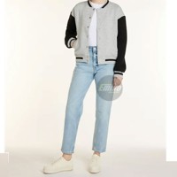 Blouson universitaire personnalisé avec fermeture boutonnée, poignets côtelés, manches contrastantes, design avec patchs lettres pour homme, style universitaire