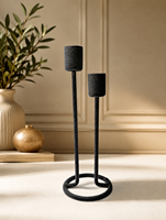Ensemble de 2 porte-bougies en velours gris, conçu pour ajouter une touche luxueuse et sophistiquée à votre décoration intérieure