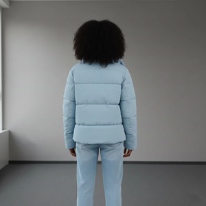 เสื้อแจ็คเก็ตพัฟเฟอร์กันน้ำแบบกลับด้านได้สำหรับผู้หญิง คุณภาพสูง ราคาถูก ขายส่ง สีแดง พร้อมส่ง ผ้าฝ้าย โซ่การจัดหาที่คล่องตัว - Product Image 5